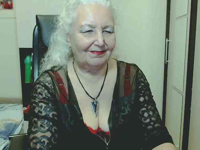 GrannyWants webcam