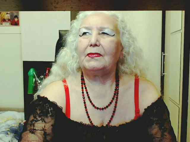 GrannyWants webcam