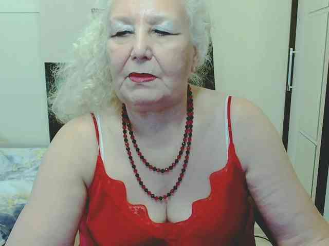 Model: GrannyWants