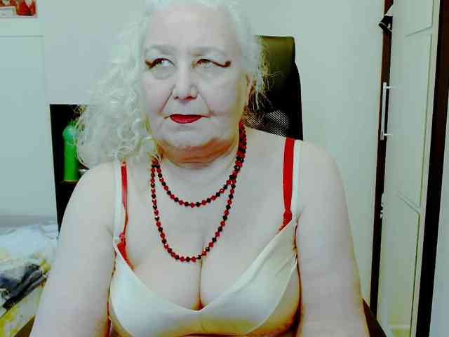 GrannyWants webcam