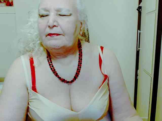 GrannyWants webcam