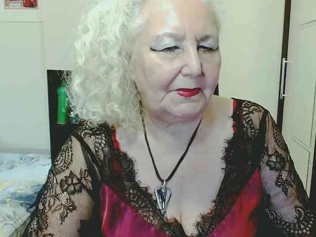 Model: GrannyWants