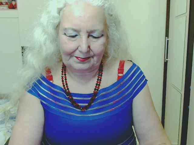 Model: GrannyWants