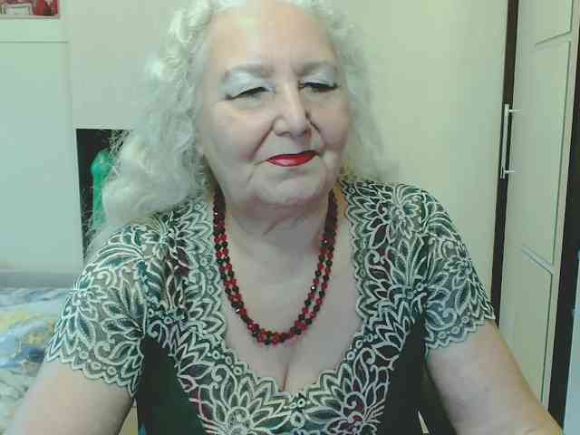 Model: GrannyWants