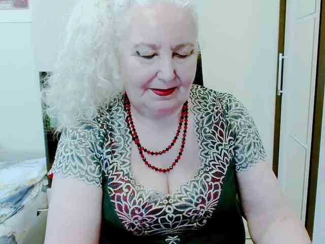 GrannyWants webcam