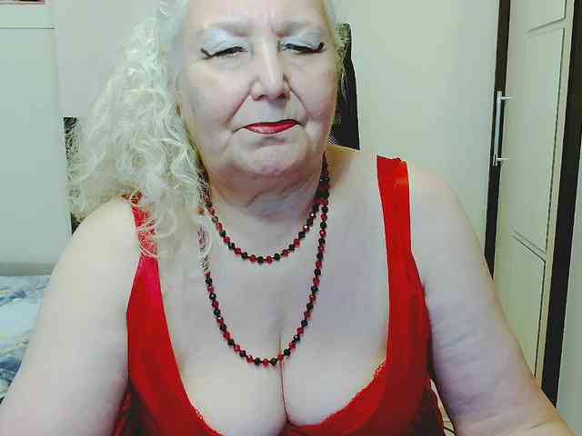 Model: GrannyWants