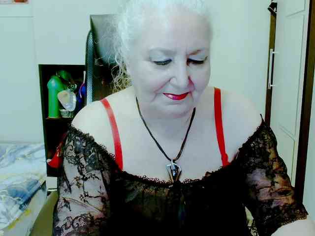 GrannyWants webcam