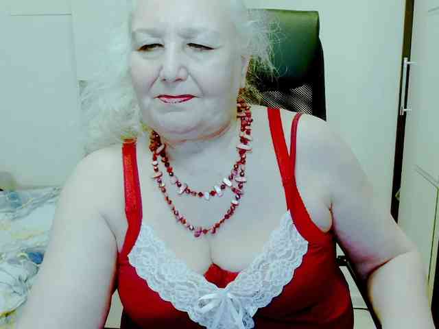 Model: GrannyWants