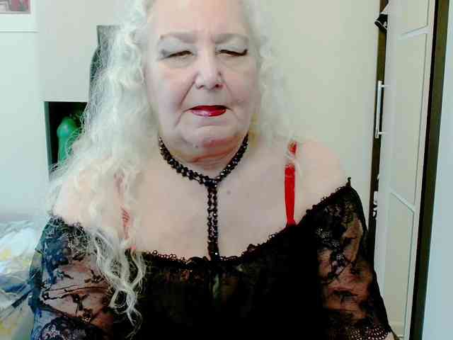 GrannyWants webcam