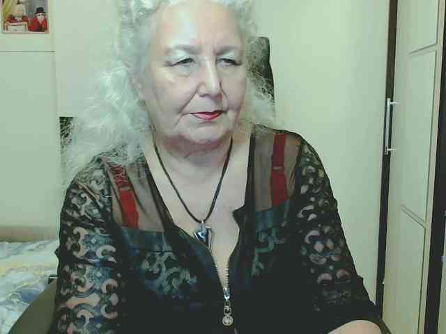 Model: GrannyWants