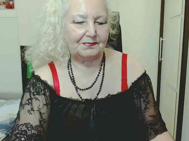 Model: GrannyWants