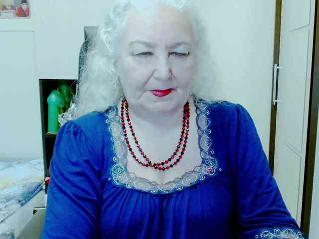 Model: GrannyWants