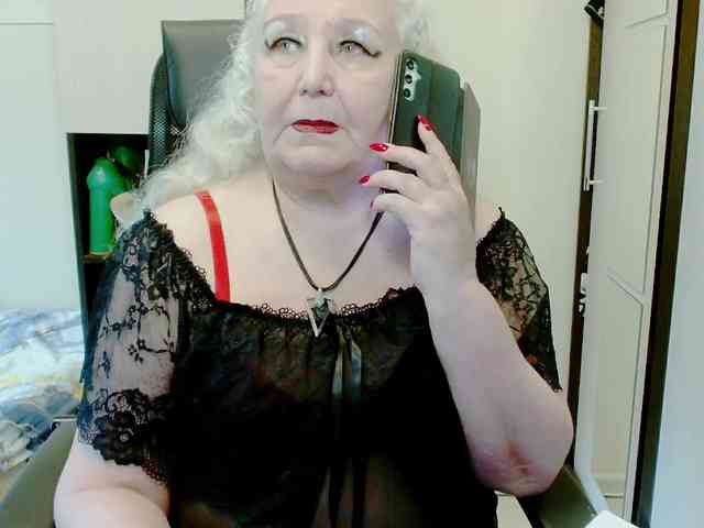 GrannyWants webcam