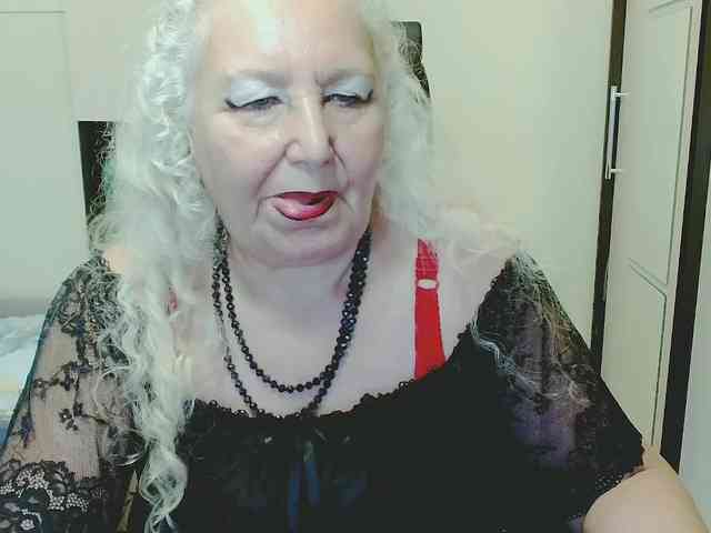 Model: GrannyWants