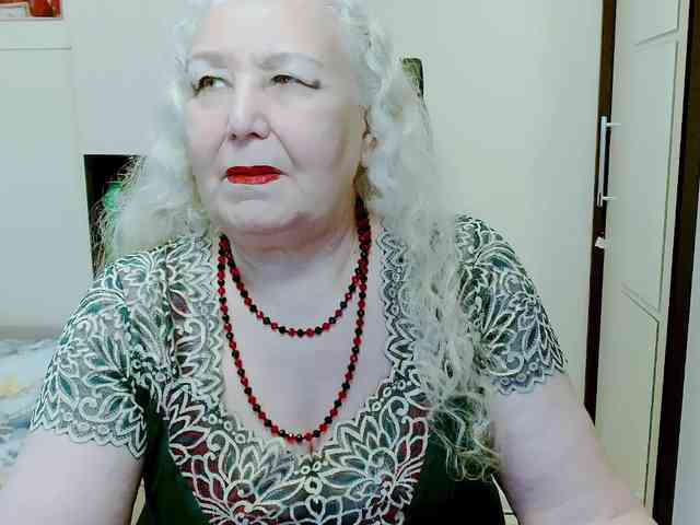 Model: GrannyWants