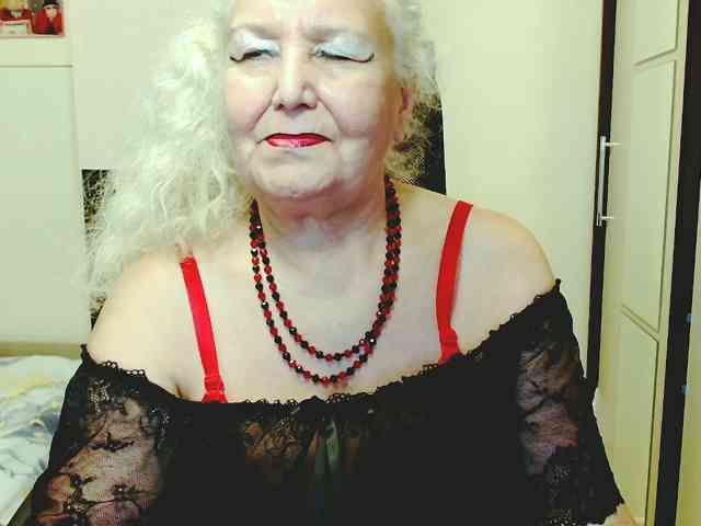 Model: GrannyWants