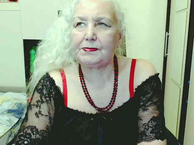 Model: GrannyWants