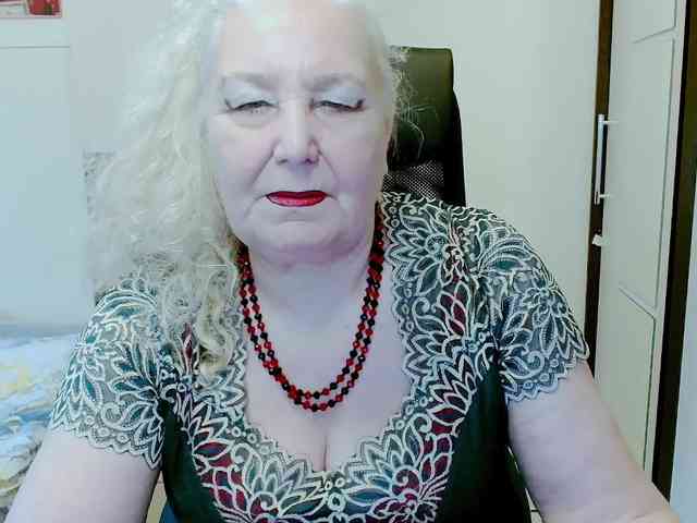 Model: GrannyWants