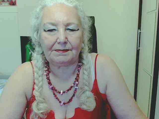 Model: GrannyWants