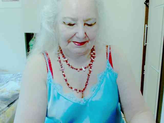 GrannyWants webcam
