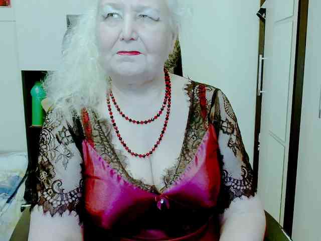 GrannyWants webcam