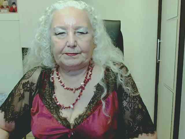 Model: GrannyWants
