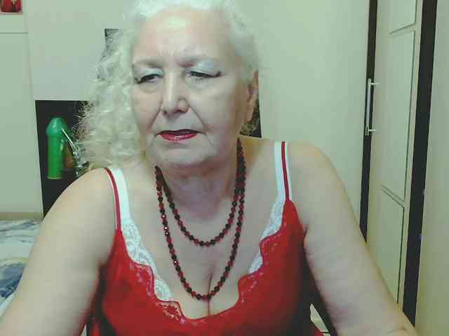 Model: GrannyWants