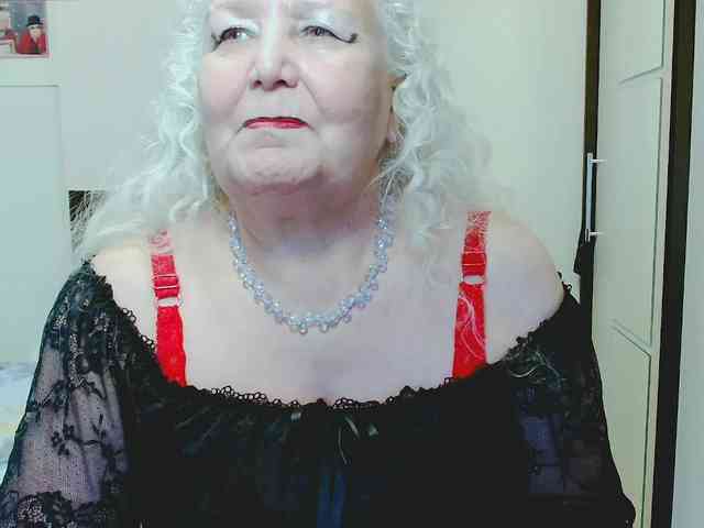 Model: GrannyWants