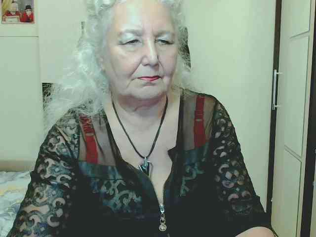 Model: GrannyWants