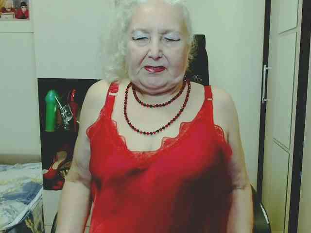 Model: GrannyWants