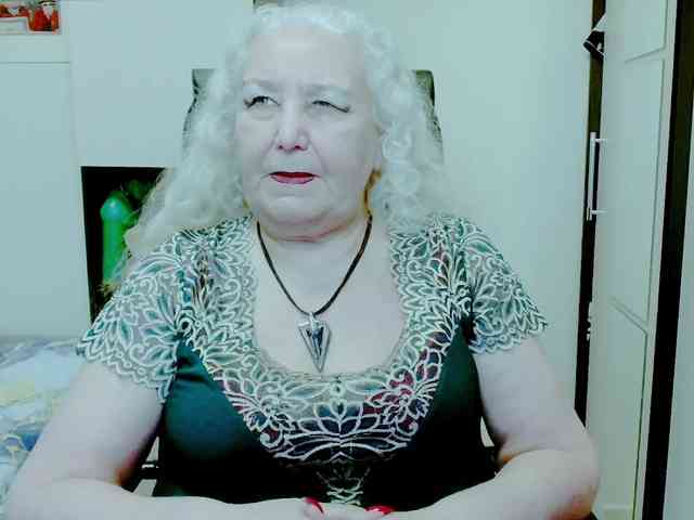 GrannyWants webcam