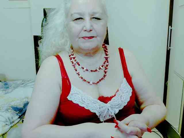 Model: GrannyWants