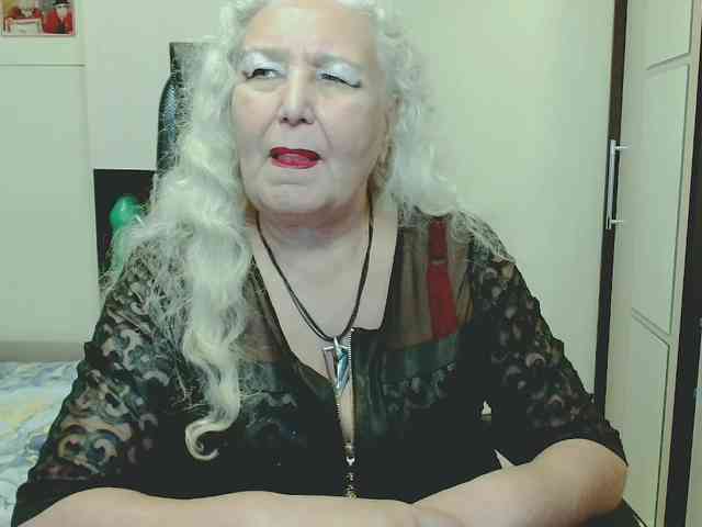 Model: GrannyWants