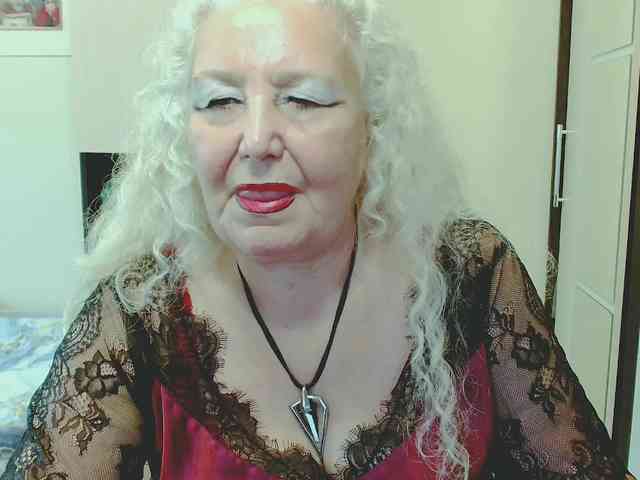 GrannyWants webcam