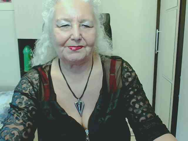 Model: GrannyWants
