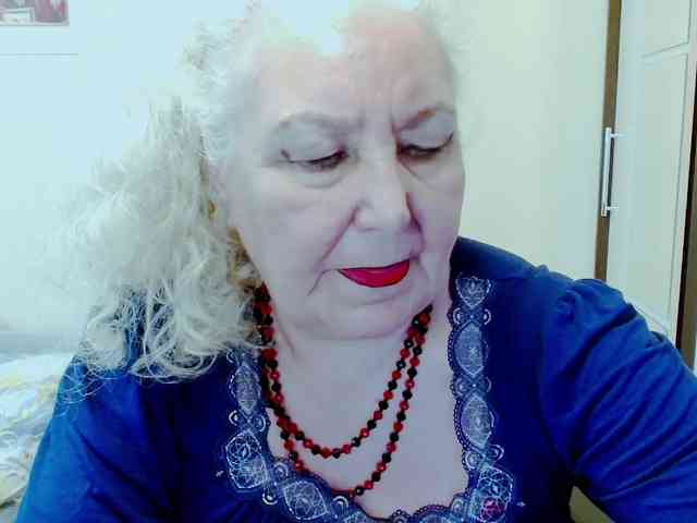 Model: GrannyWants