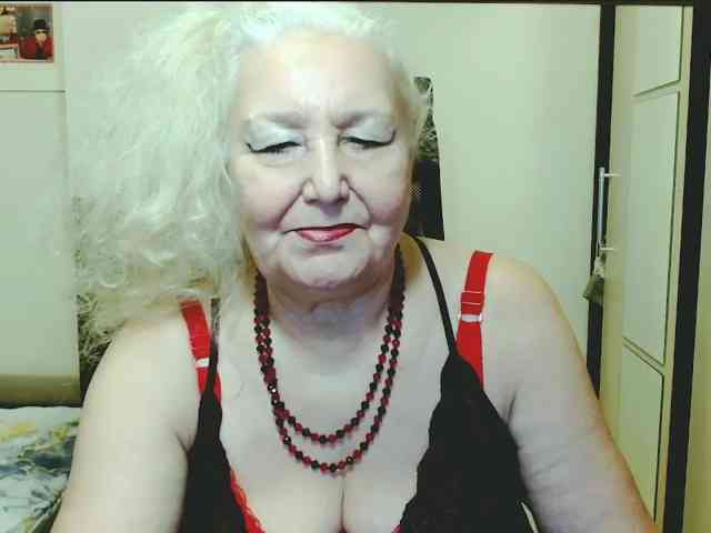 Model: GrannyWants