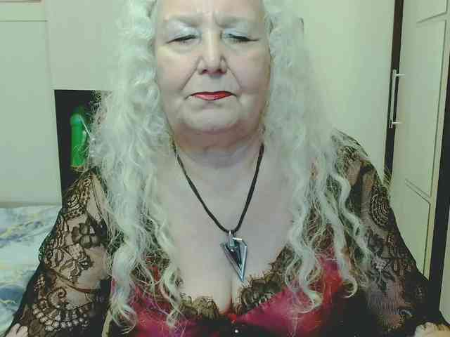 Model: GrannyWants