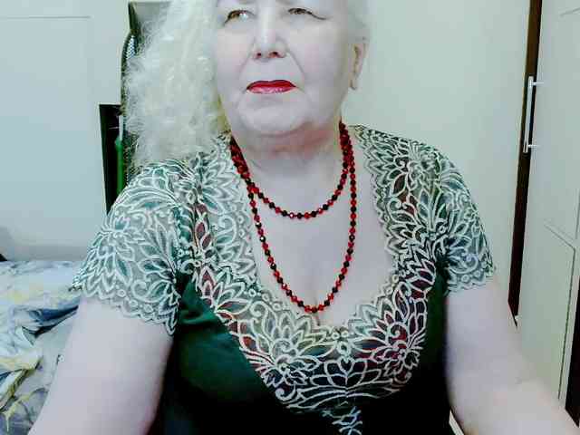 Model: GrannyWants