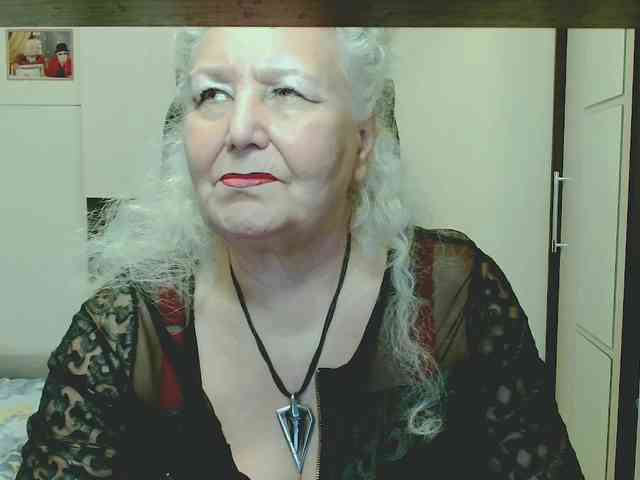 Model: GrannyWants