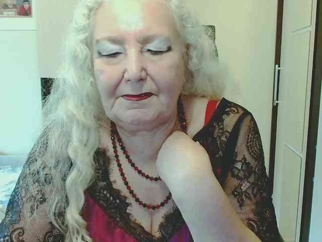 Model: GrannyWants