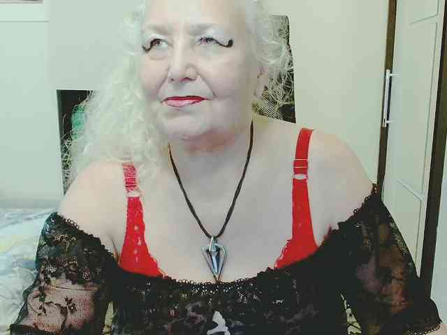 Model: GrannyWants