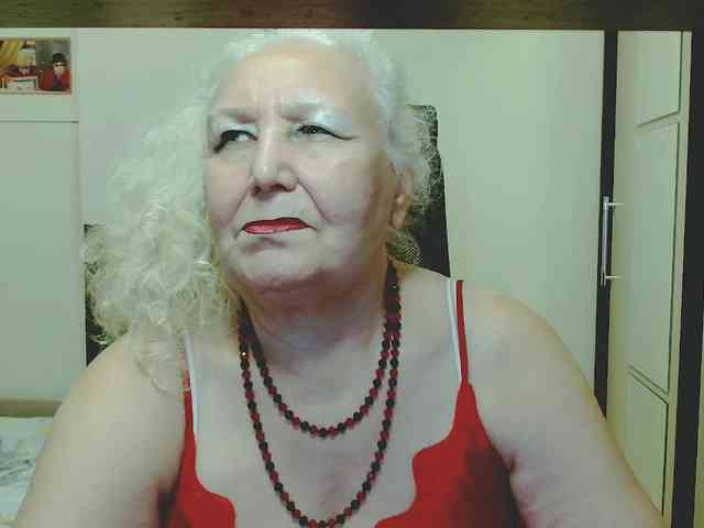 Model: GrannyWants