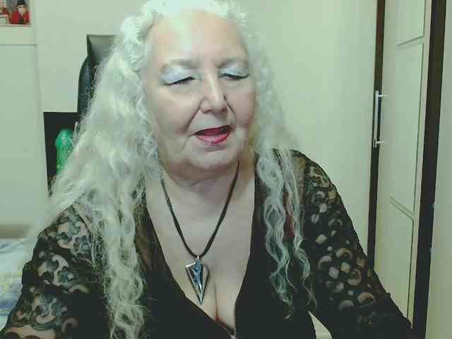 GrannyWants webcam