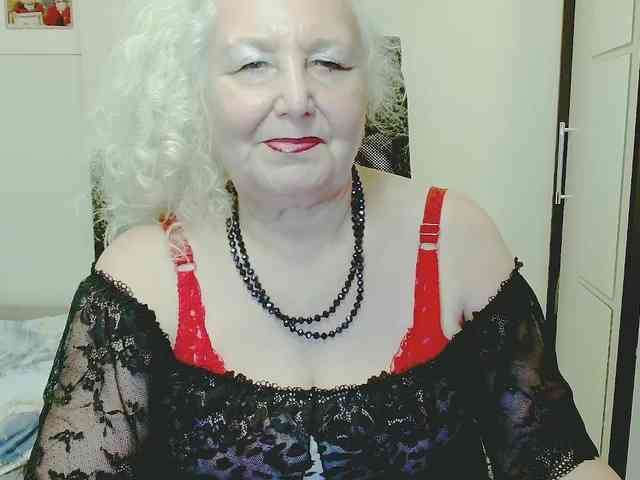 Model: GrannyWants