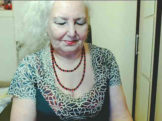 GrannyWants