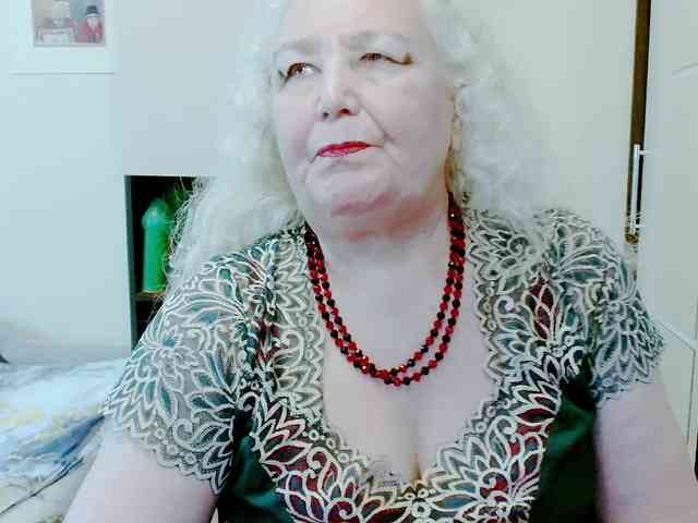 GrannyWants webcam