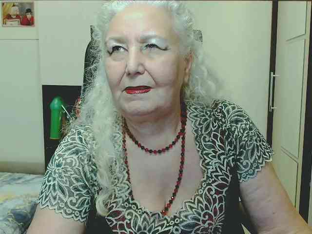 Model: GrannyWants
