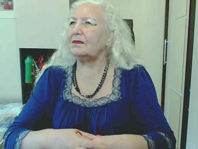Model: GrannyWants