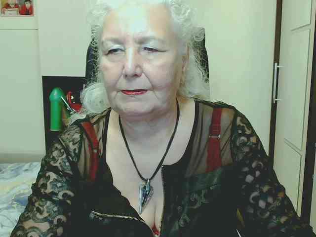Model: GrannyWants